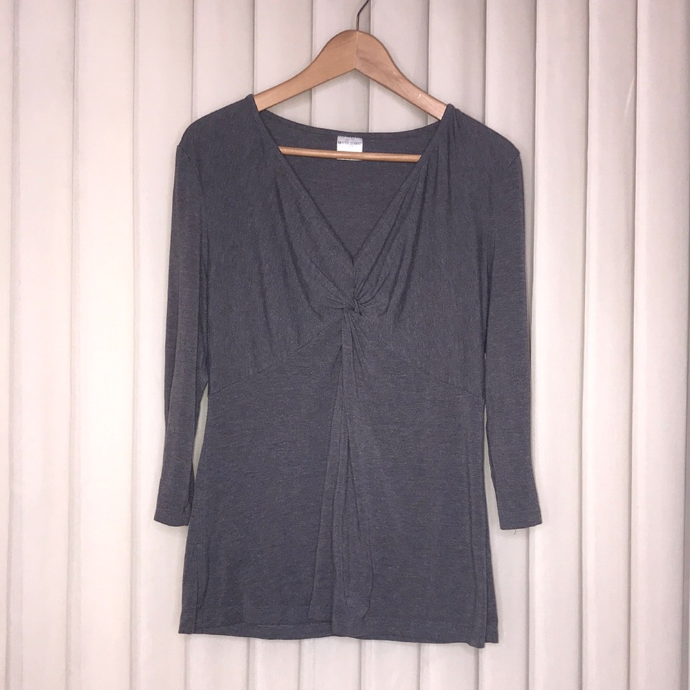 🤰🏼Motherhood Maternity V-Neck Top 🤰🏼